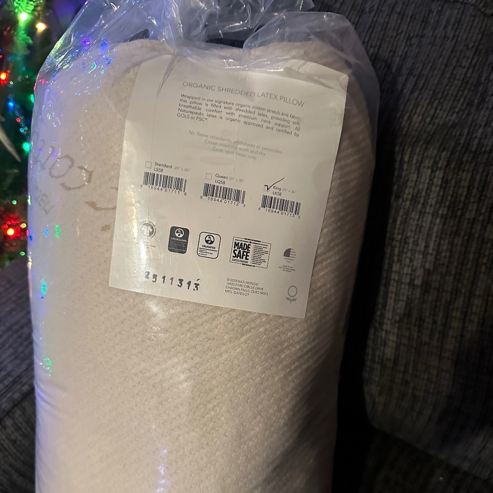 NWT King Size Naturepedic Organic Shredded Latex Pillow